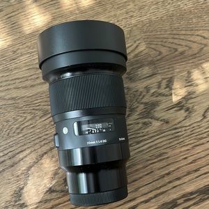 20mm 1.4 Sigma lens for Sony (E mount)